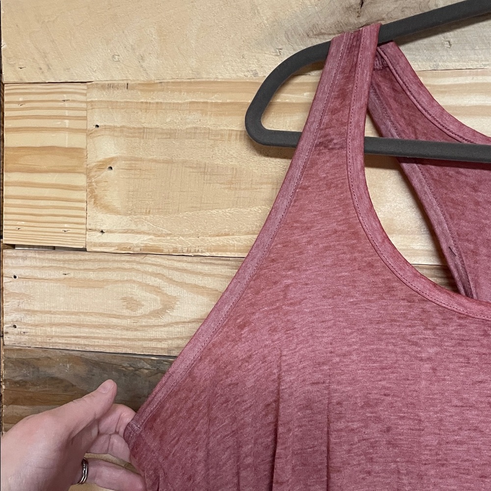 Maurices size Large Razor Back Sleeveless Soft and Stretchy Tank - Rose-Mauve - Picture 5 of 9